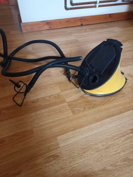 Photo of free Pump for airbed. (Horsforth LS18) #1