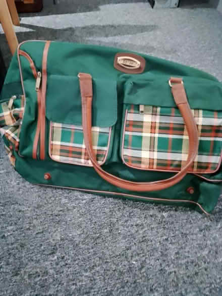 Photo of free Green holdall (Stacksteads OL13) #1