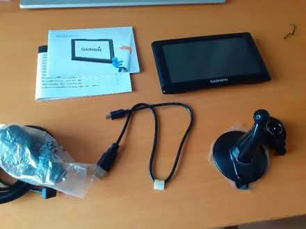 Photo of free Garmin NUVI61 SatNav (River Thames TW18) #1