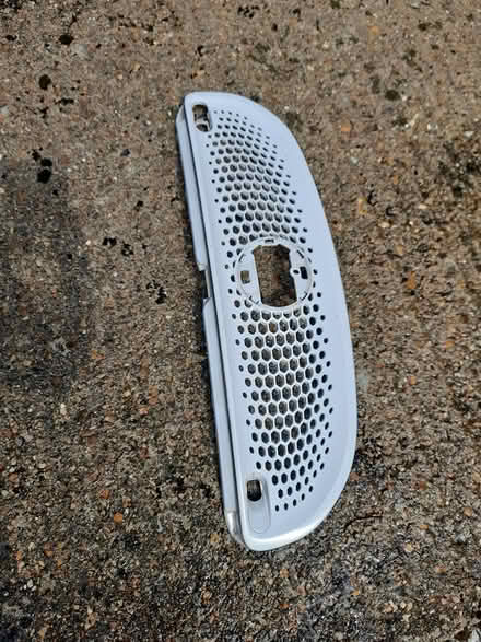 Photo of free Front grille for a Smart car (CT4) #1