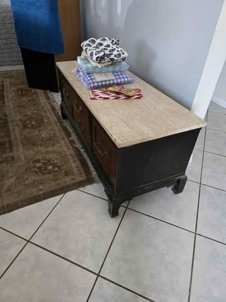 Photo of free Coffee table (fort Lauderdale) #2