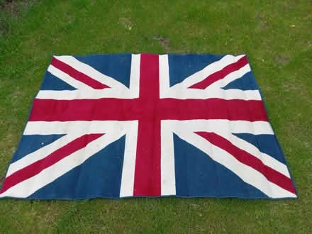 Photo of free Large union jack Rug (Blackbird Leys OX4) #1