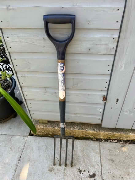 Photo of free Garden fork and garden claw (Teddington TW11) #2