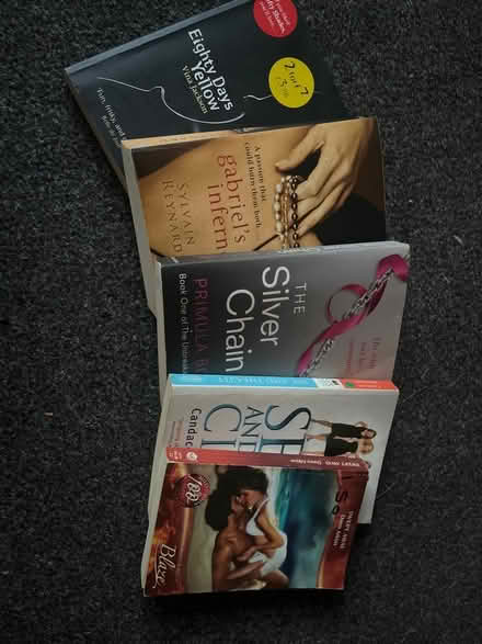 Photo of free Books (ST4) #1