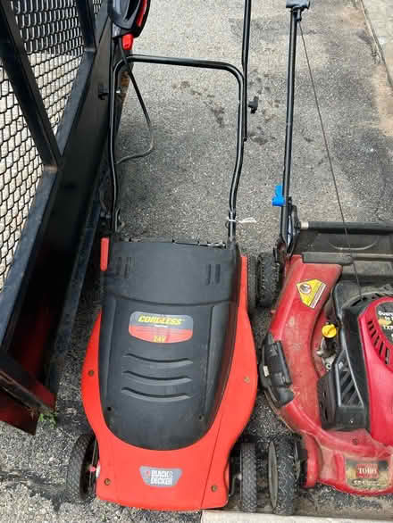 Photo of free Electric Mower (East Waterloo)