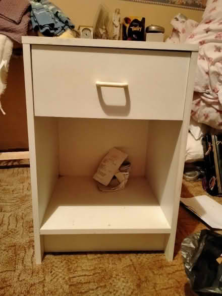 Photo of free bedside abinet (Radford Semele CV31) #1