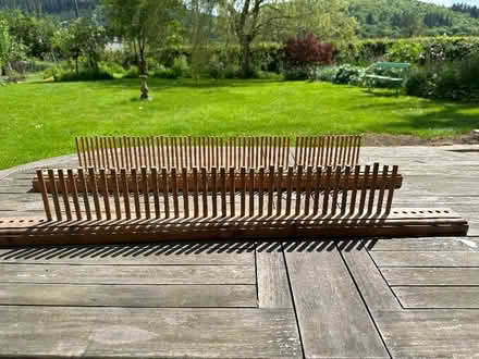 Photo of free peg looms (Acton SY9) #1