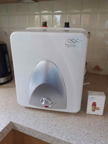 Photo of free Under sink water heater (Bloxham OX15) #1