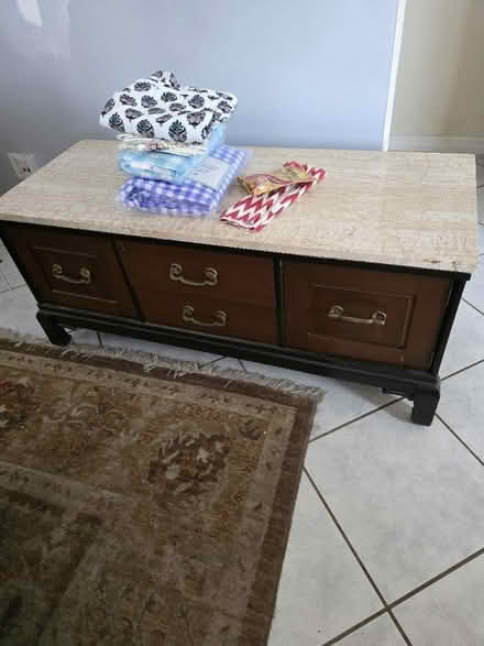 Photo of free Coffee table (fort Lauderdale) #1