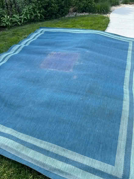 Photo of free Outdoor patio rug (Mountville area) #1