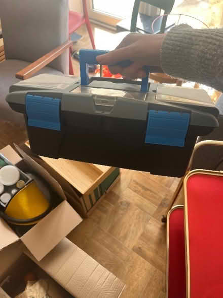 Photo of free small toolbox (Wisewood S6) #1