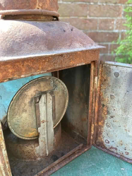 Photo of free Vintage Lantern (Ringwood BH24) #3