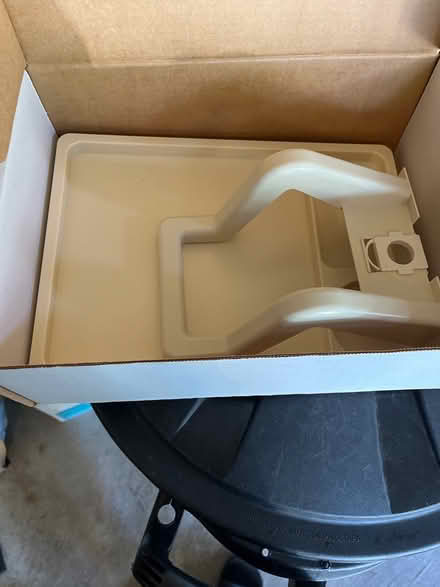 Photo of free Clip in tray for hot tub (Pickering, Altona/Sheppard) #2
