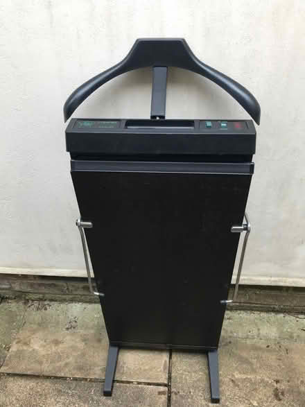 Photo of free trouser press (Brookvale RG21) #1