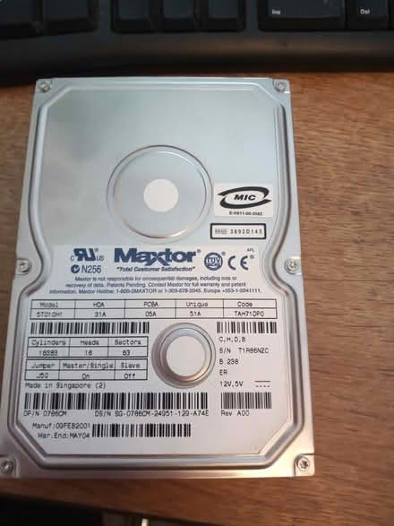 Photo of free OLD (!) interface computer hard drive - 10GB IDE (IP4) #1