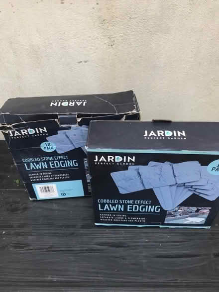 Photo of free lawn edging cobbled stone effect (Brookvale RG21) #1