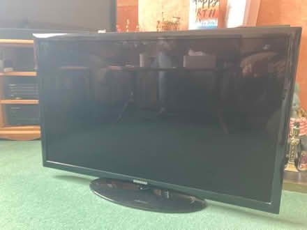 Photo of free TV Samsung 40 inch (Lowestoft NR32)