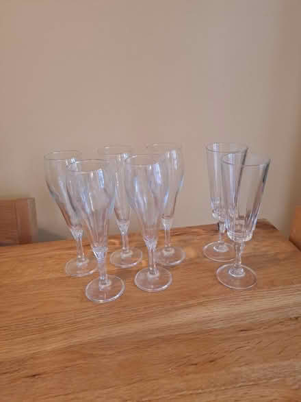 Photo of free 7 Fizz glasses (Fields End HP1) #1