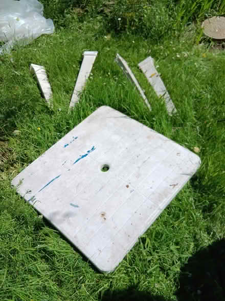 Photo of free Garden table (Holmes Chapel CW4) #1