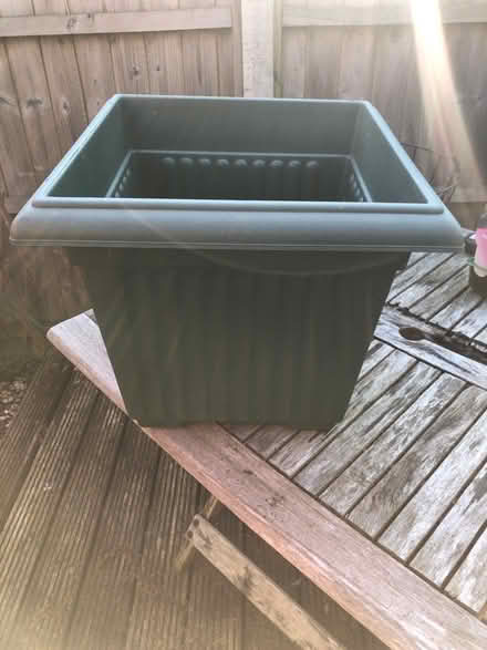 Photo of free Plant pot (BS32) #1