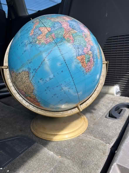 Photo of free World globe (Hintz & Schoenbeck) #2