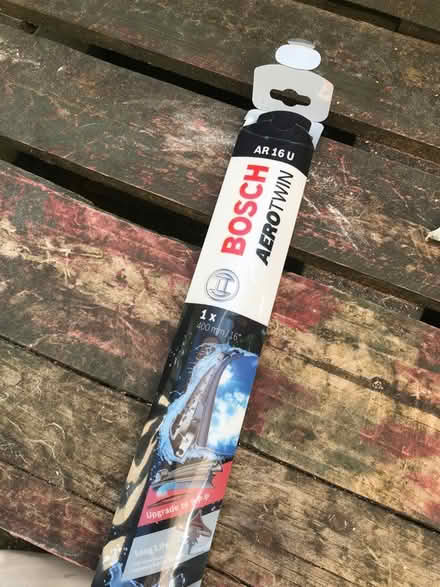 Photo of free Bosch windscreen wiper blade (Nesscliffe SY4) #1
