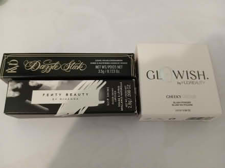 Photo of free Make up (Gillmoss L11) #1
