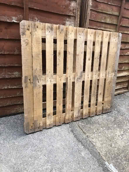 Photo of free Wooden pallet (West End LA3) #1