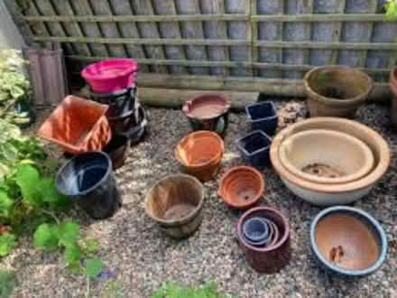 Photo of plastic plant pots (Newmarket) #3
