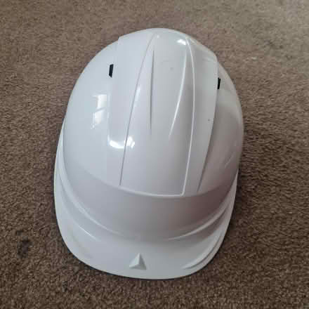 Photo of free Adult- Brand new Hard hat (Northfield B31) #1