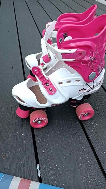 Photo of free Roller skates (M21) #3