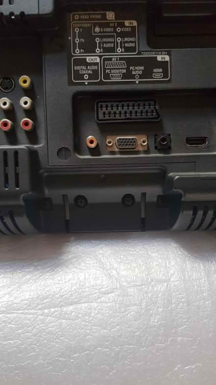 Photo of free Toshiba TV & integrated DVD player (B17) #3