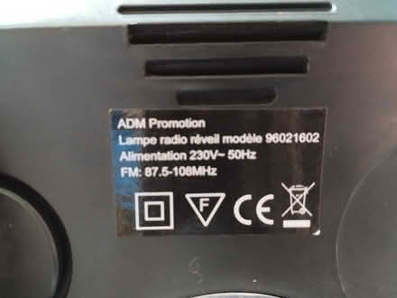 Photo of free Old FM Radio (partially broken) (Alnwickhill EH16) #4