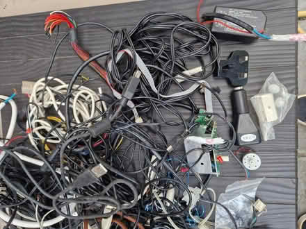 Photo of free Joblot Of Random Unwanted Cables (N3 finchley central) #3