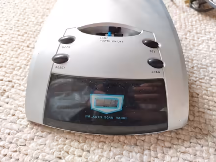 Photo of free Old FM Radio (partially broken) (Alnwickhill EH16) #2