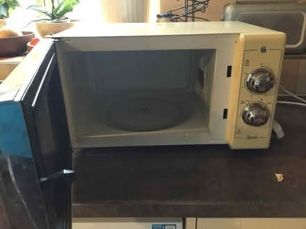 Photo of free Microwave partly working (Malvern Link WR13) #2