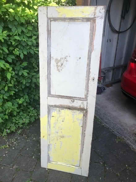 Photo of free Old pine door (Weetwood LS16)