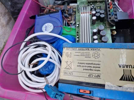 Photo of free box of untested electrical stuff (N3 finchley central) #3