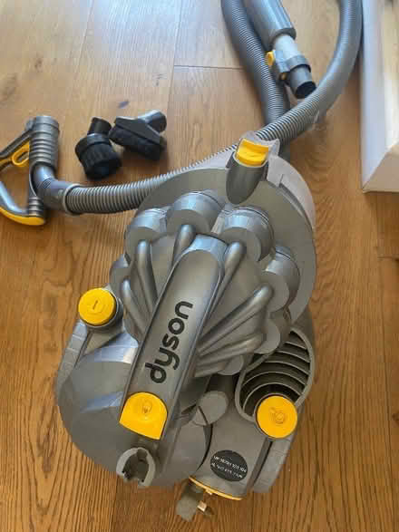Photo of free Dyson vacuum. Working order (Newlyn TR18) #1