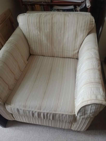 Photo of free Cream armchair, washable covers, fire label (Radbrook Green SY3) #2