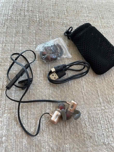 Photo of free Rechargeable Bluetooth earphones (Bowbridge) #1