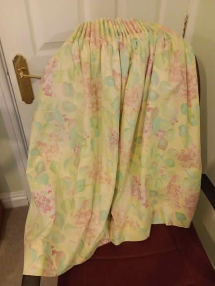Photo of free Curtain (Wirksworth, DE4) #1