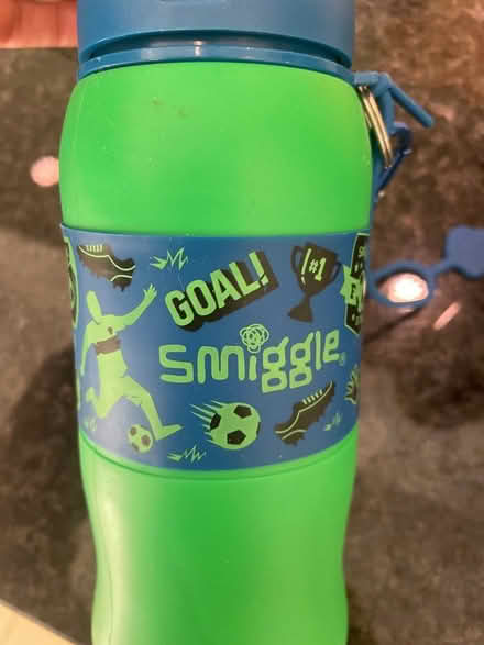 Photo of free 2 smiggle water bottles (Southfields SW19) #3