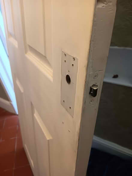 Photo of free 1x 6 panel molded door (30"x77") (Coity CF35) #4