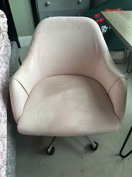 Photo of free Pink Office chair (Eastbourne) #1