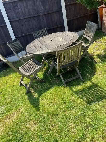 Photo of free Garden furniture in good condition (Chessington KT9) #1