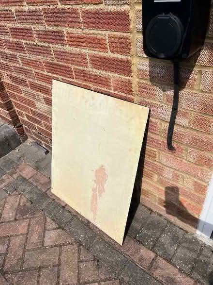 Photo of free Black glass splash back 75 x 60 cm (Sunbury-on-Thames TW16) #2