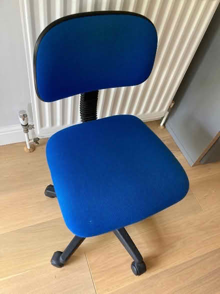 Photo of free Blue office chair (Charvil RG10) #2