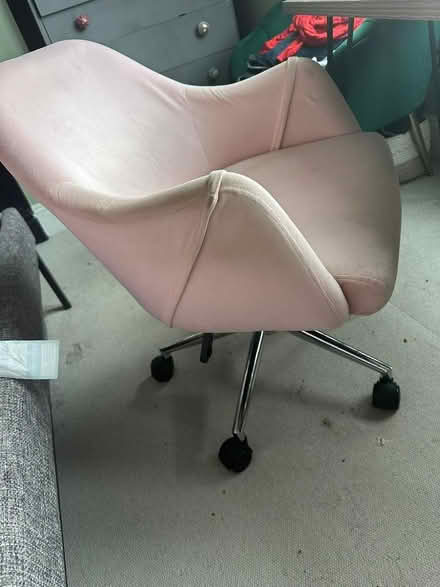 Photo of free Pink Office chair (Eastbourne) #2