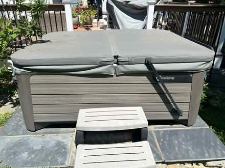 Photo of free Spa (Swan Terrace & Fort Hunt Rd) #2